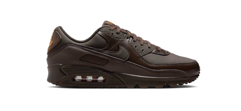 NIKE AIR MAX 90 ESS+